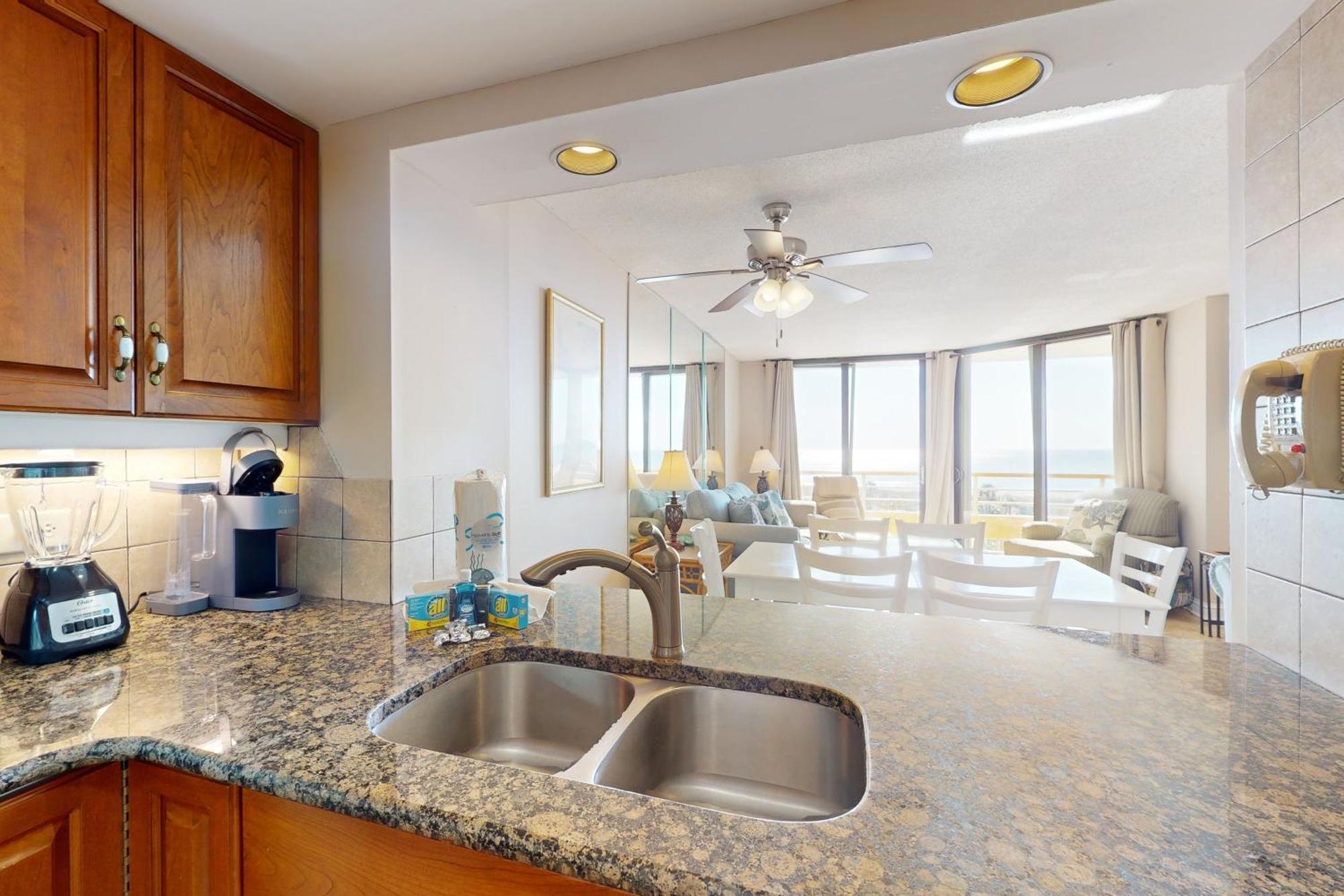 Ocean Creek Villa Myrtle Beach Room photo